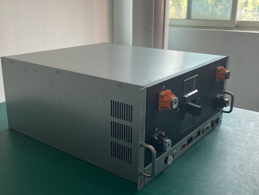 Het hoofdpassief die van het het Ijzergeval van UPS BMS 768V 400A 5U Hoge Lossingsstroom in evenwicht brengen